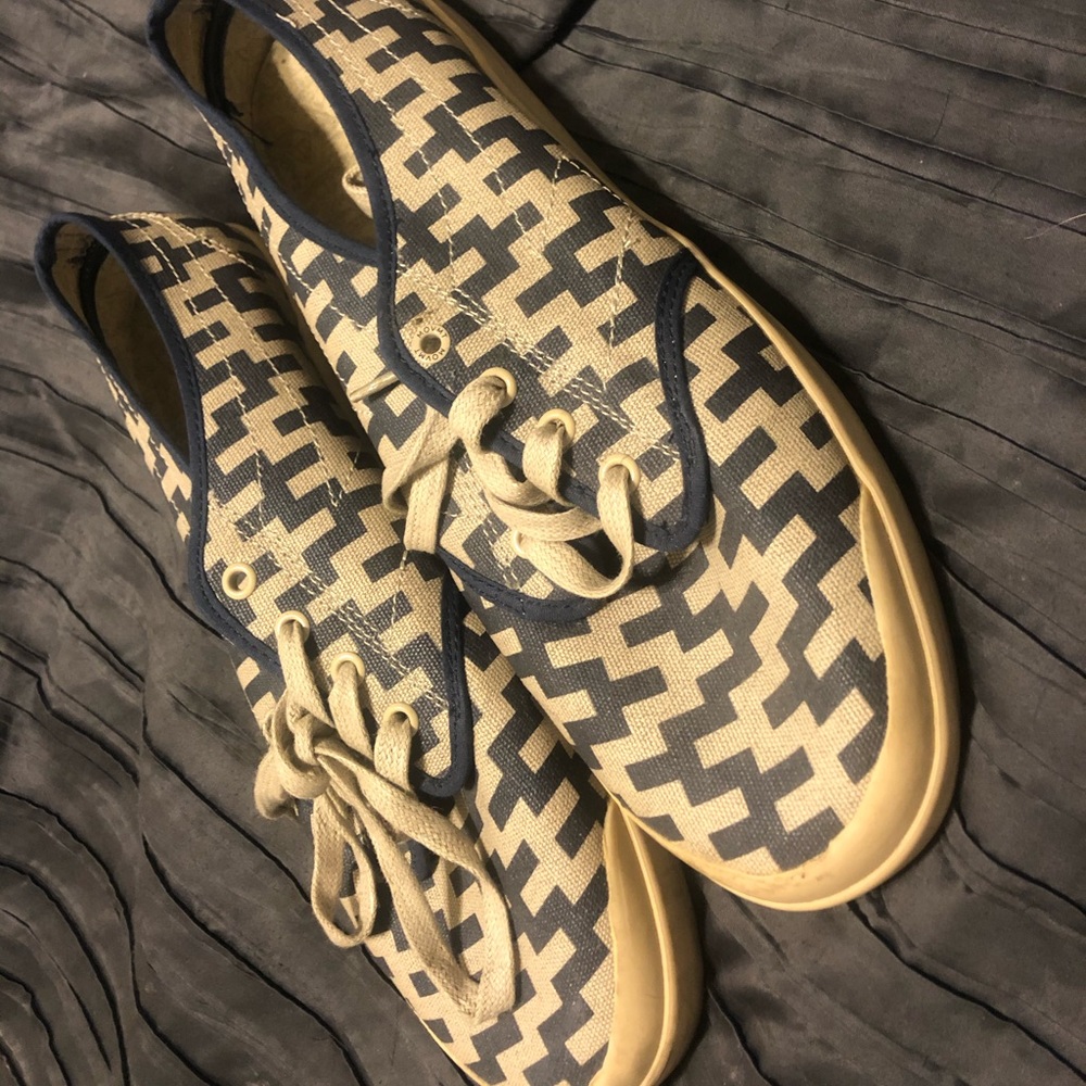 Men’s sneakers